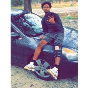 Meet your Posher, Jael